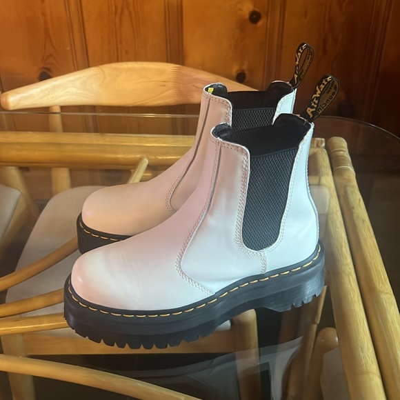 Dr Martens 2976 White Platforms - Picture 3 of 6